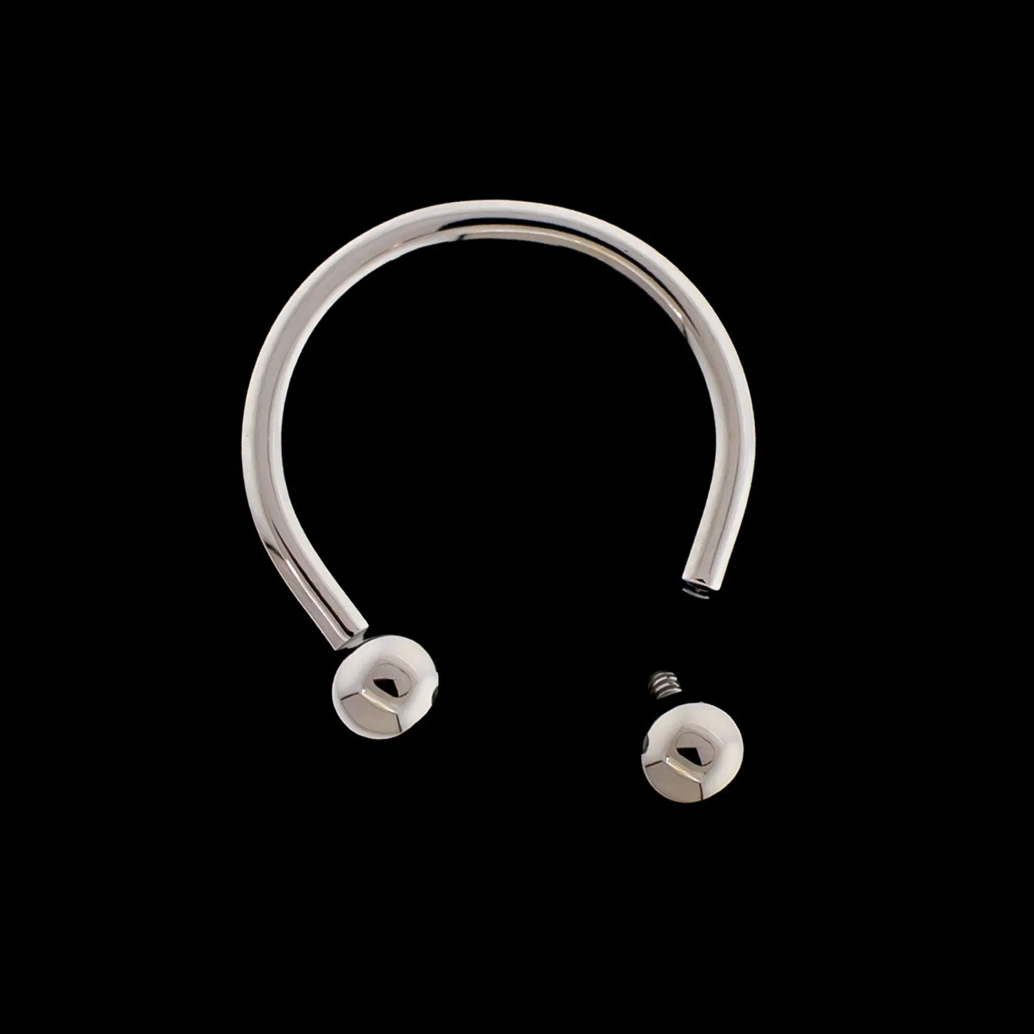 16G Titanium Horseshoe - Internally Threaded