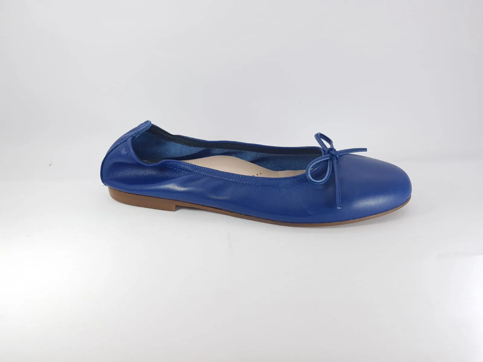 Beberlis Leather Blue Flats