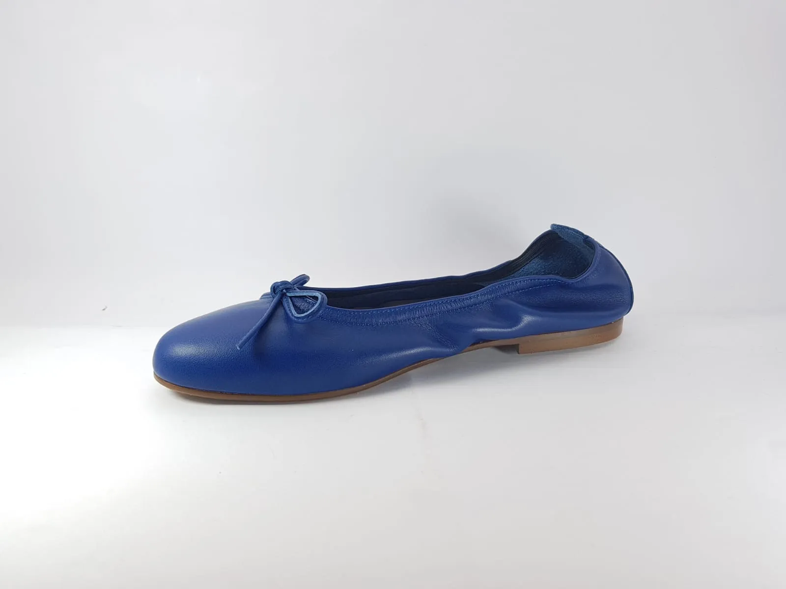 Beberlis Leather Blue Flats