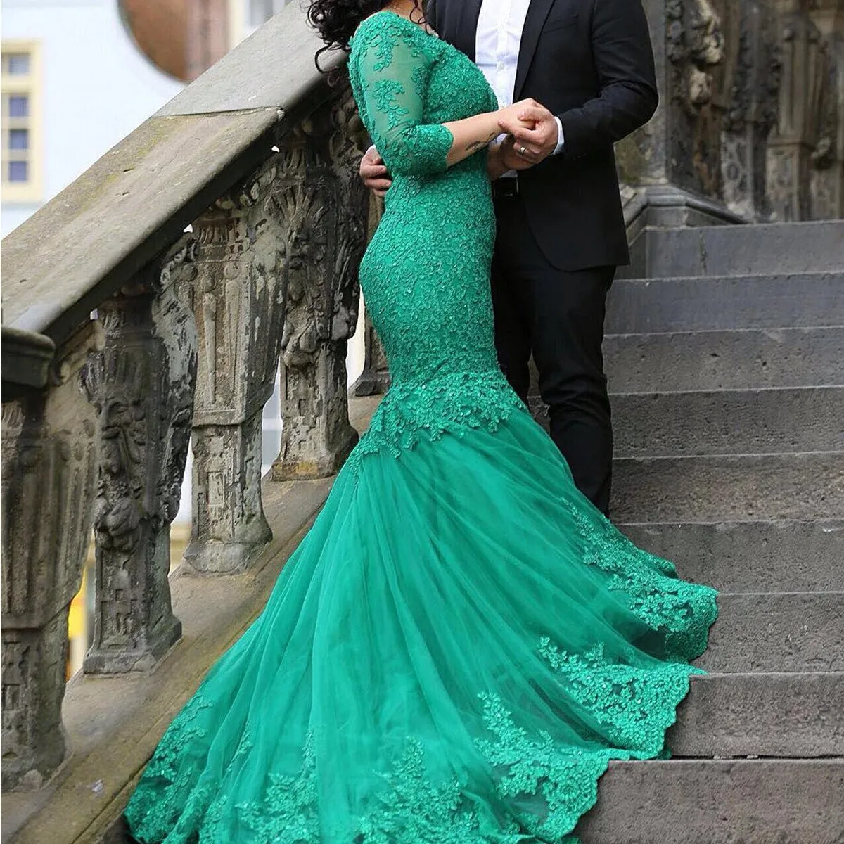 Elegant Lace 3/4 Sleeve Mermaid Evening Dresses