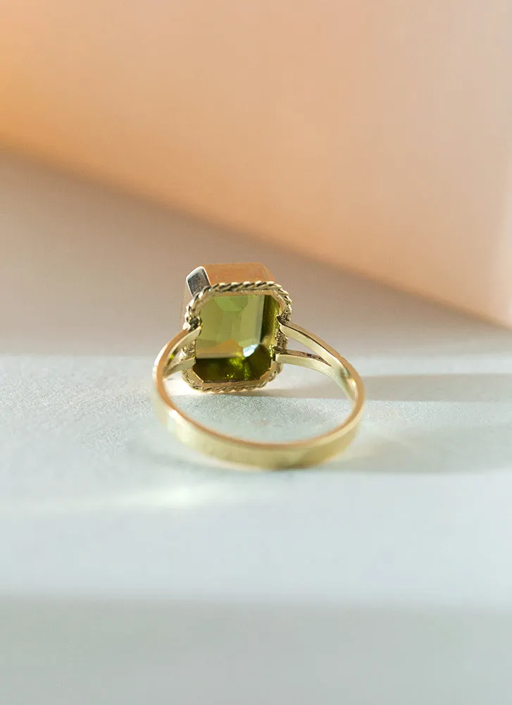 Emmeline peridot ring 14k gold