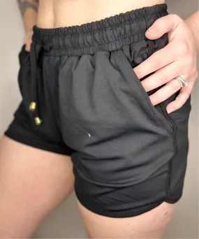 Everyday Shorts in Black S - 2X