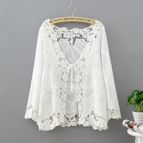 FLORAL LACE KIMONO