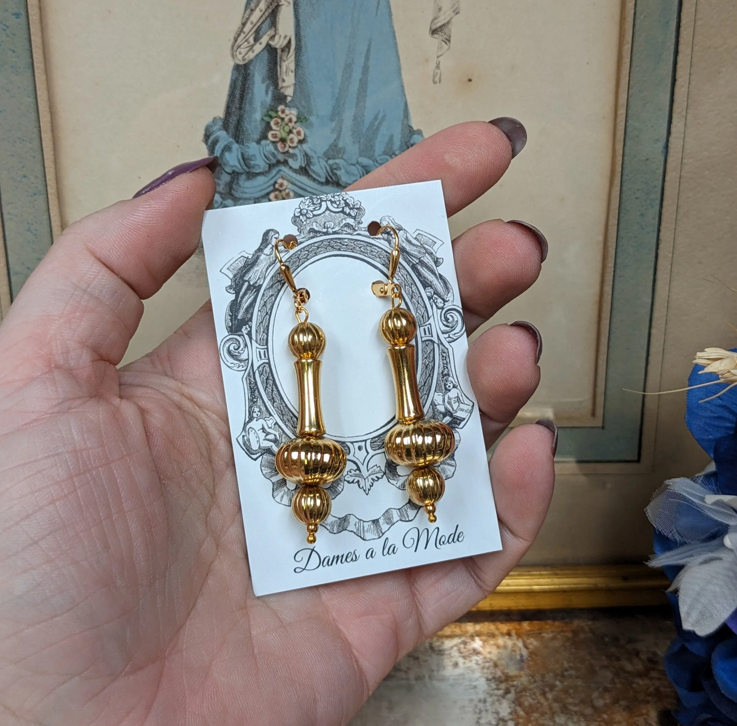 Golden Finial Dangle Earrings