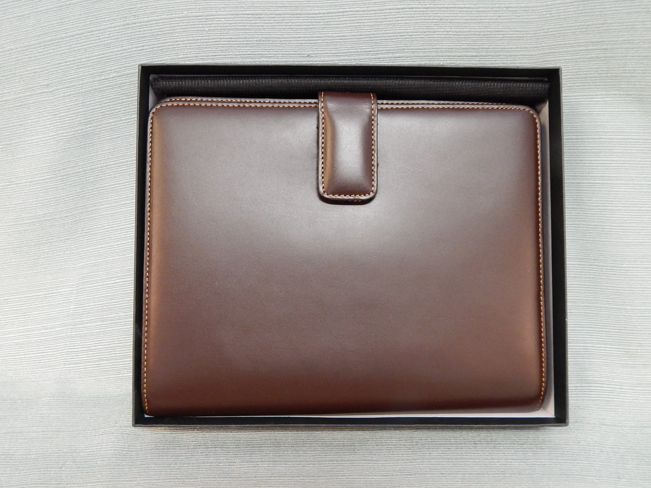 Johnston and Murphy Leather Folio for iPad - Brand New!