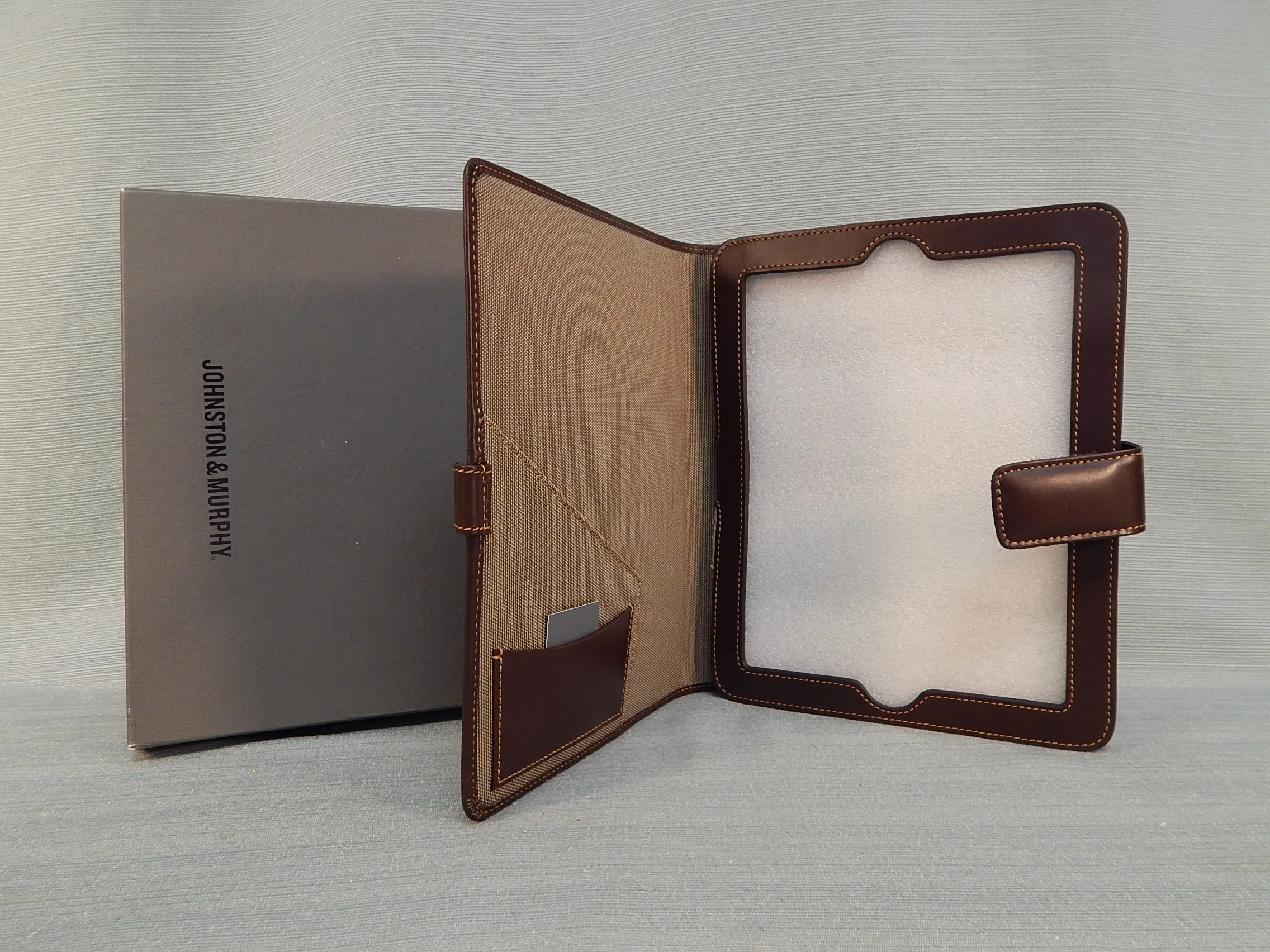 Johnston and Murphy Leather Folio for iPad - Brand New!