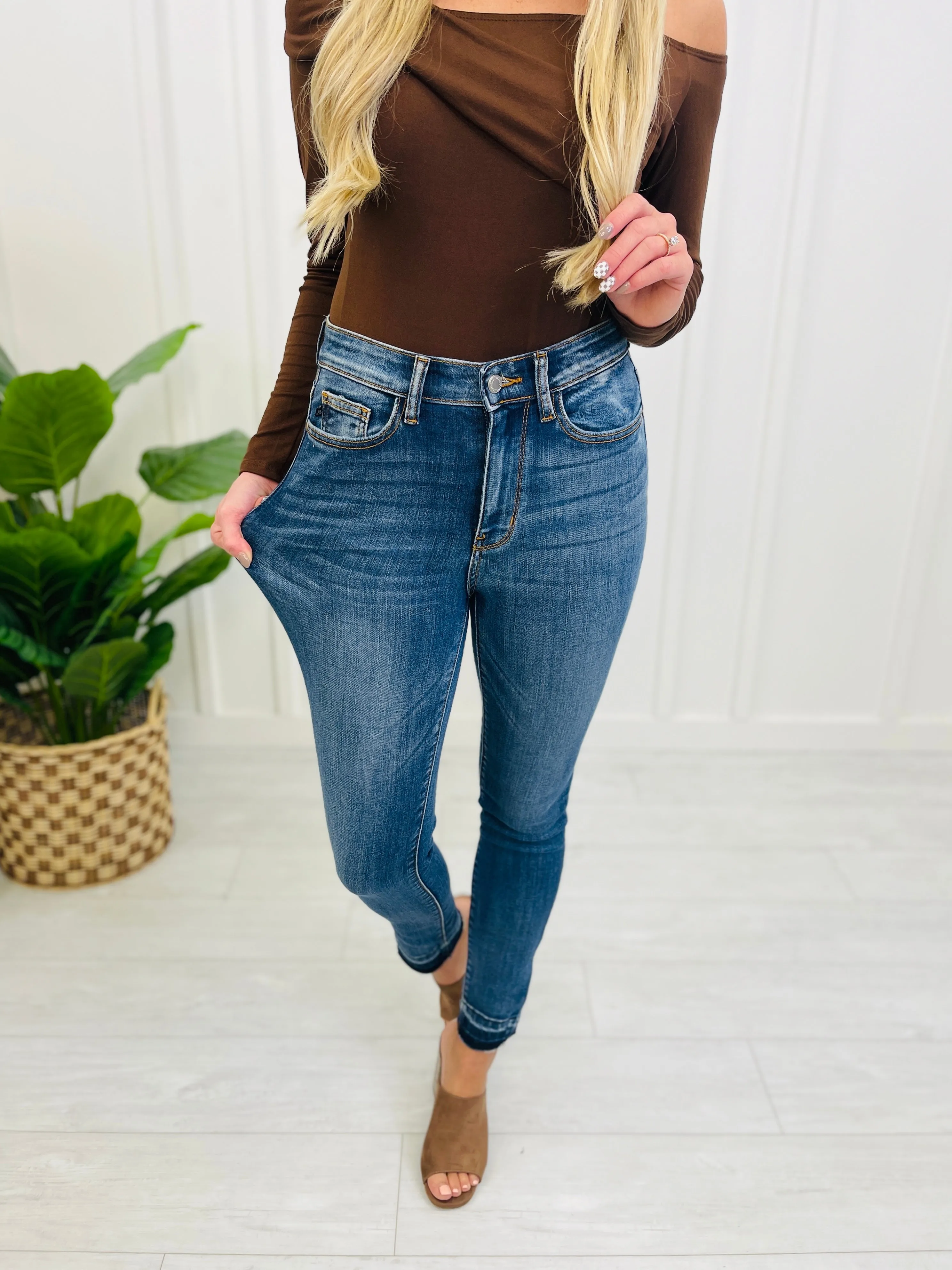 Judy Blue REG/CURVY You Can't Slit With Us Side Slit Skinny Jeans