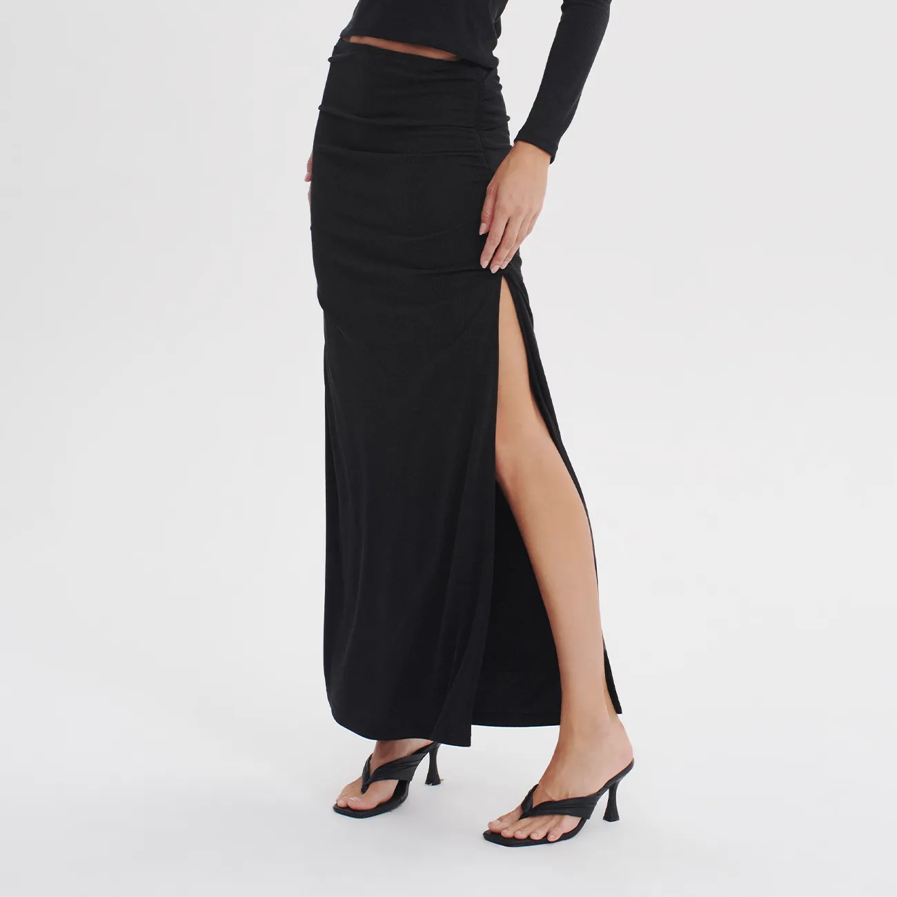 LINDSEY GATHERED JERSEY SKIRT BLACK