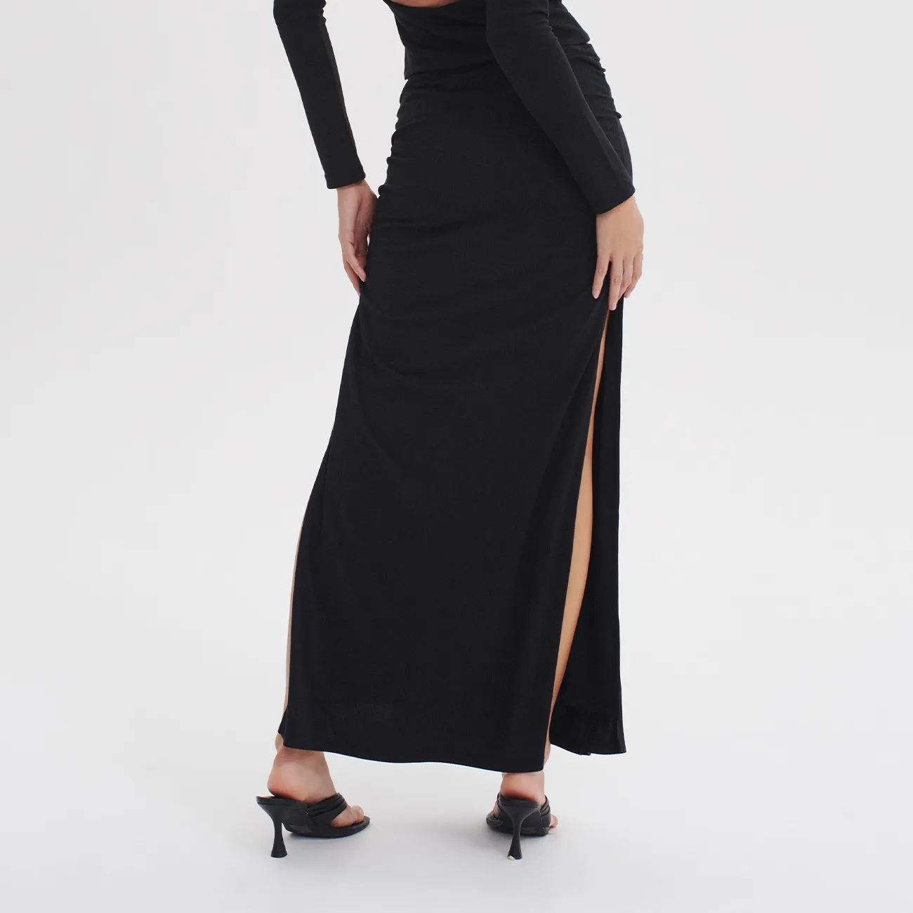 LINDSEY GATHERED JERSEY SKIRT BLACK