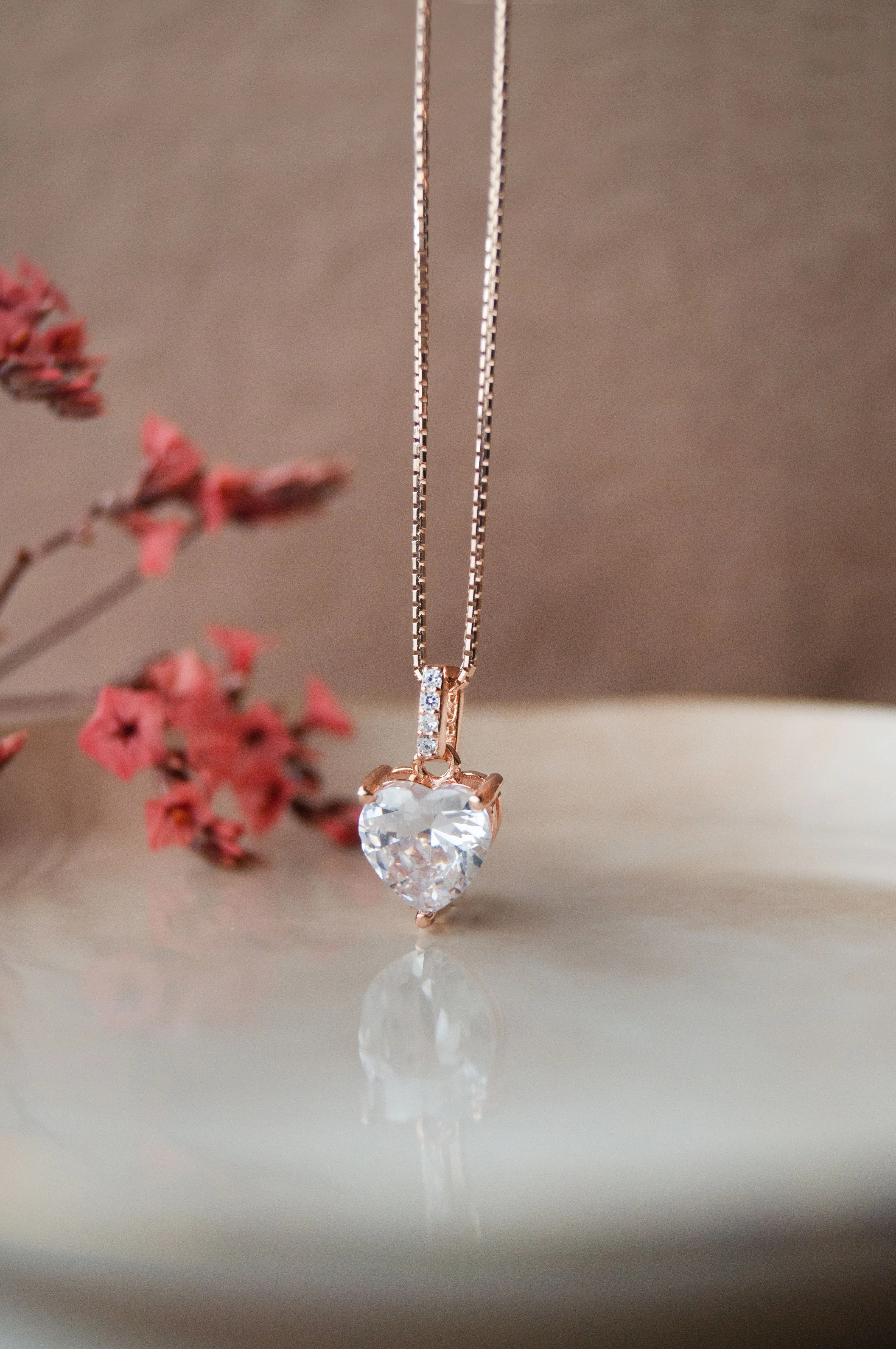 Lovable Heart Solitaire Rose Gold Plated Sterling Silver Pendant