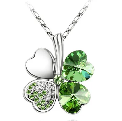 LUCKY CLOVER NECKLACE