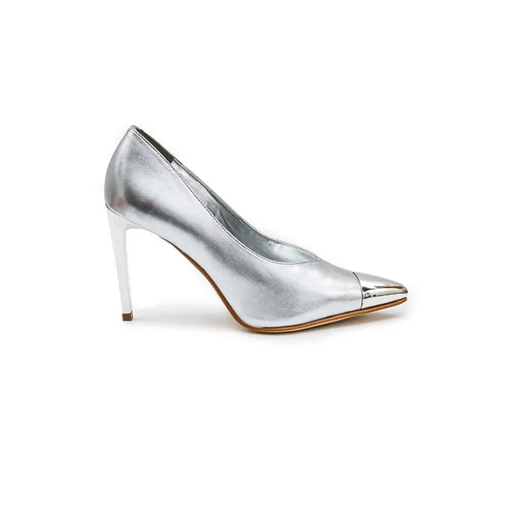 Metallic Toe Cap Pointed Pump BWR 042