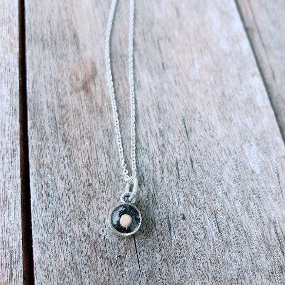 Mustard Seed Necklace Round Silver Small - Silver