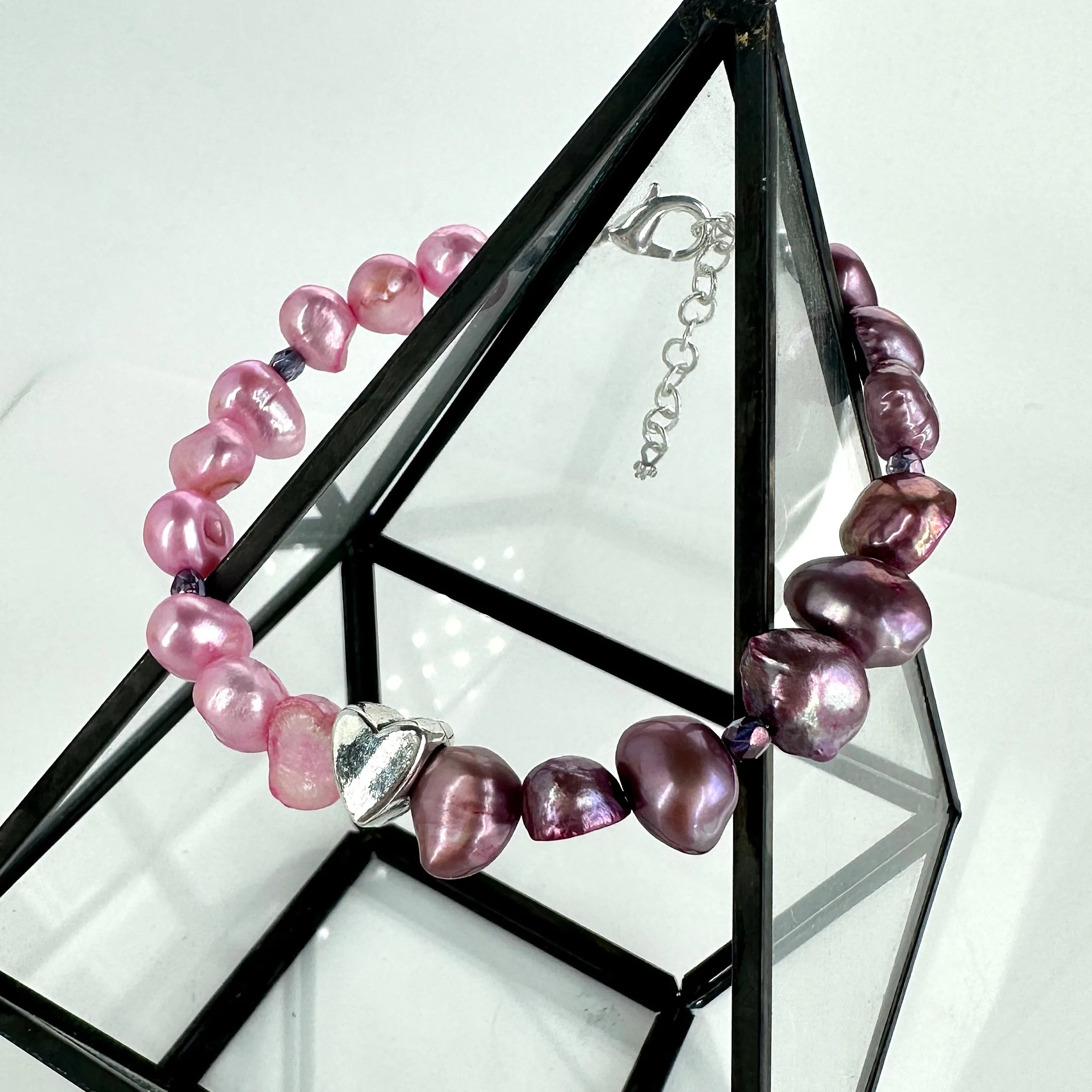 "Pearlz Please" Bracelet (Pink)