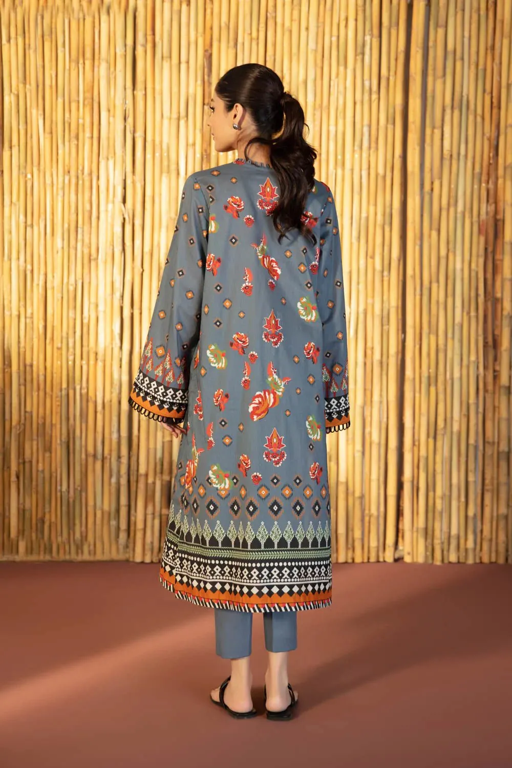 Sapphire Lawn Pakistani Kurta SAP69