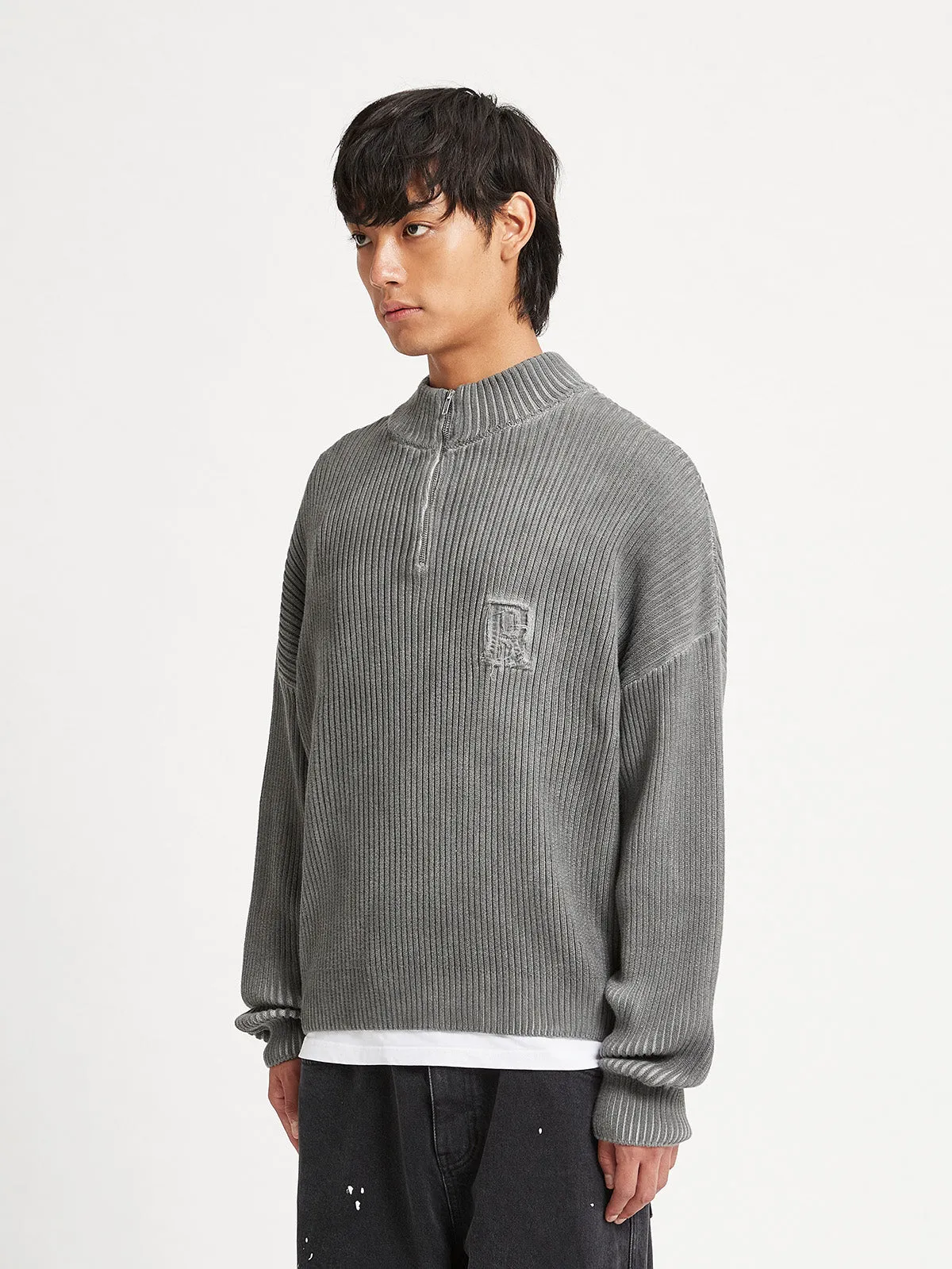 WASHED KNIT HALF ZIP - GREY