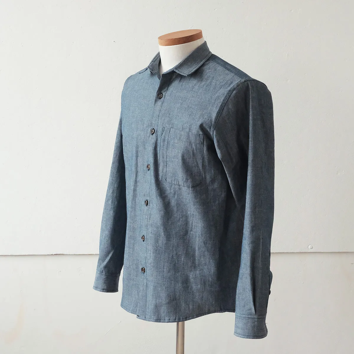 Weathervane Shirt –  Smoke Chambray